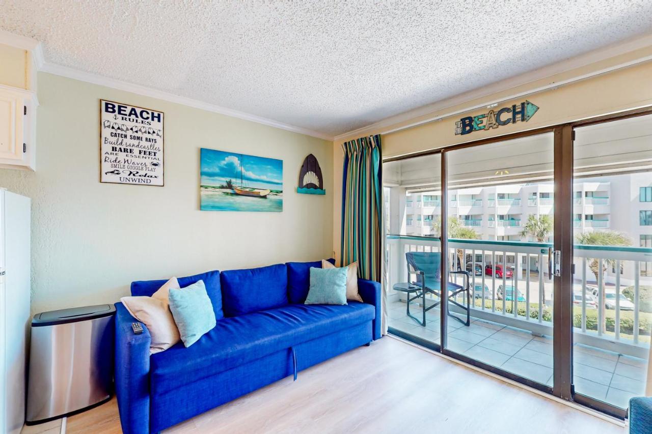 Apartment Seawall View